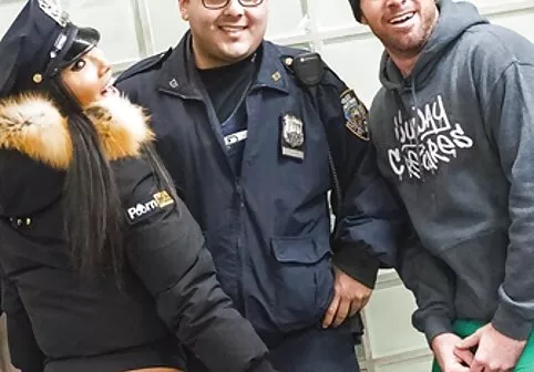Bigtits Babe در یک نمایش کاملاً فوق العاده كانال سكسي در تلكرام داغ