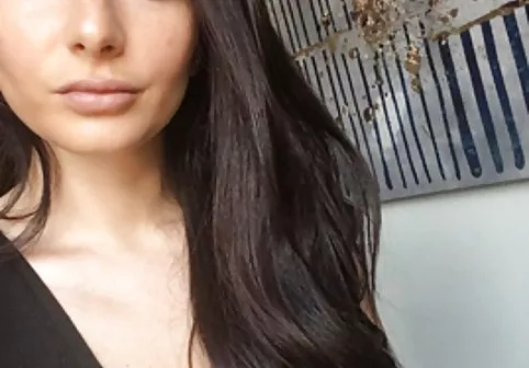 شلوار جین و گروههای تلگرامی سکسی چرخش ، انسداد را تحریک می کند!