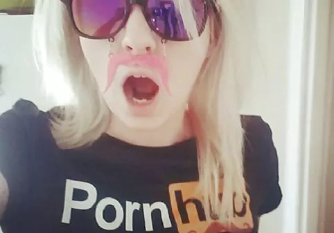 هدر لی بهترین از کانال سکسی گروه بین بردن از نزدیک از blowjob