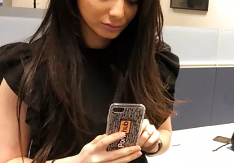 پرستار Gianna Michaels از سبک Big كانال تلگرام سكسي Cock POV مراقبت می کند